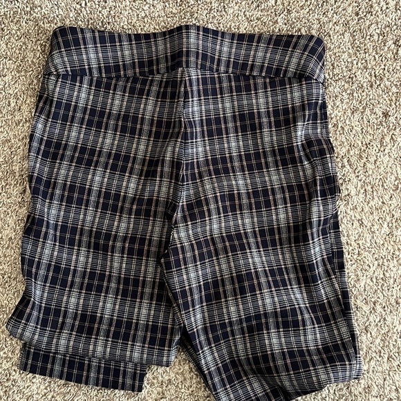 Pants - Picture 4 of 4